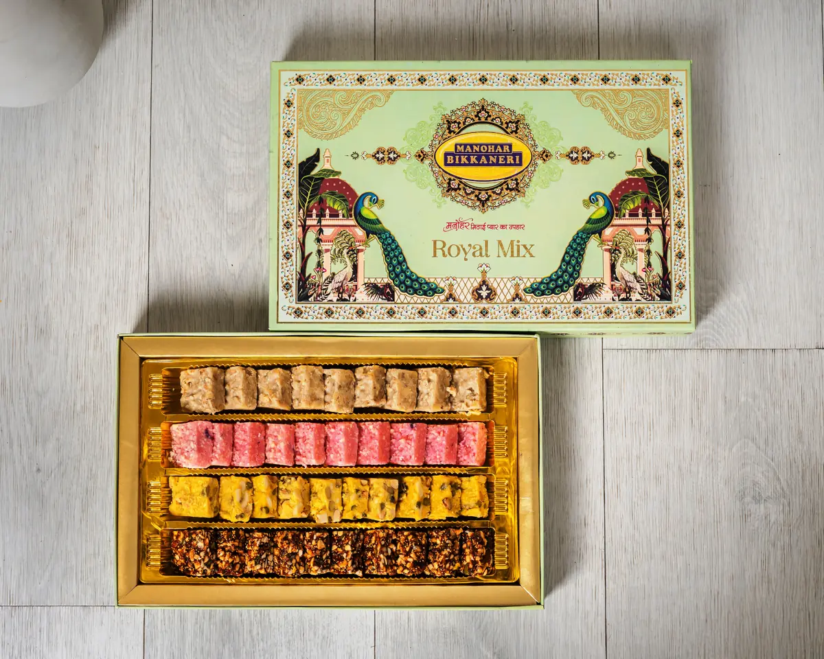 Royal Premium Sweet Box