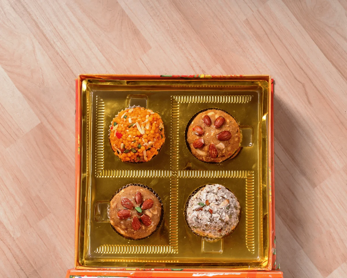 Shaahi Laddu Box 02